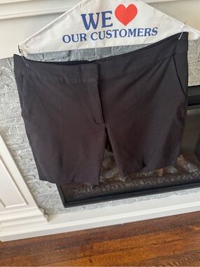 *SHORTS* White House Black Market Outlet Shorts WHBM Women’s Classic Bermuda Bl